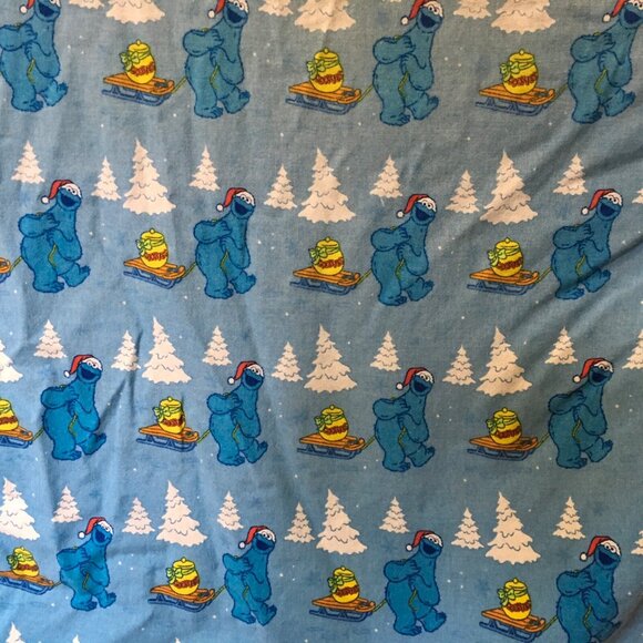 Sesame Street Cookie Monster Santa Hat Winter Scene Fitted Flat Pillow Bed Sheet - Picture 3 of 7